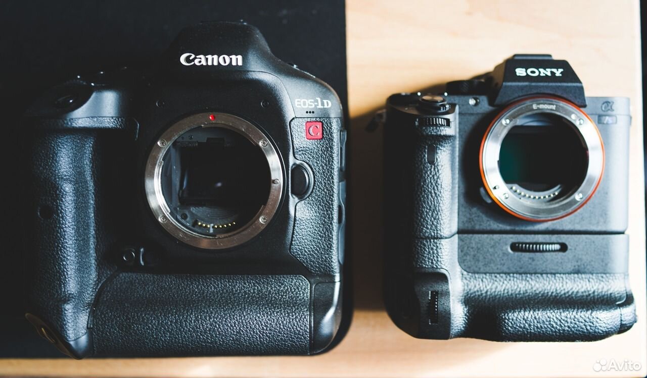 Батарейная ручка для Sony a7/a7s/a7r Meike MK-AR7