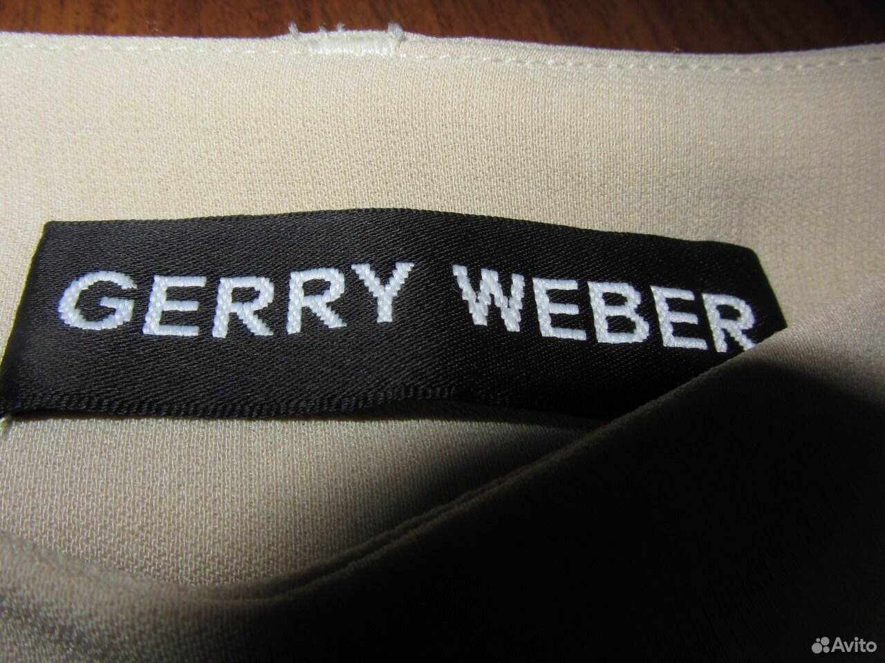 Gerry Weber бирка. Gerry Weber реклама. Gerry Weber логотип. Gerry Weber платье черное.