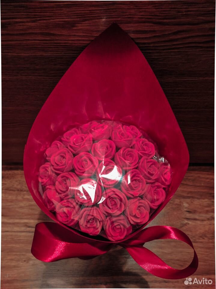 Букет из вкусных шоколадных роз 27 штук купить на Зозу.ру - фотография № 6