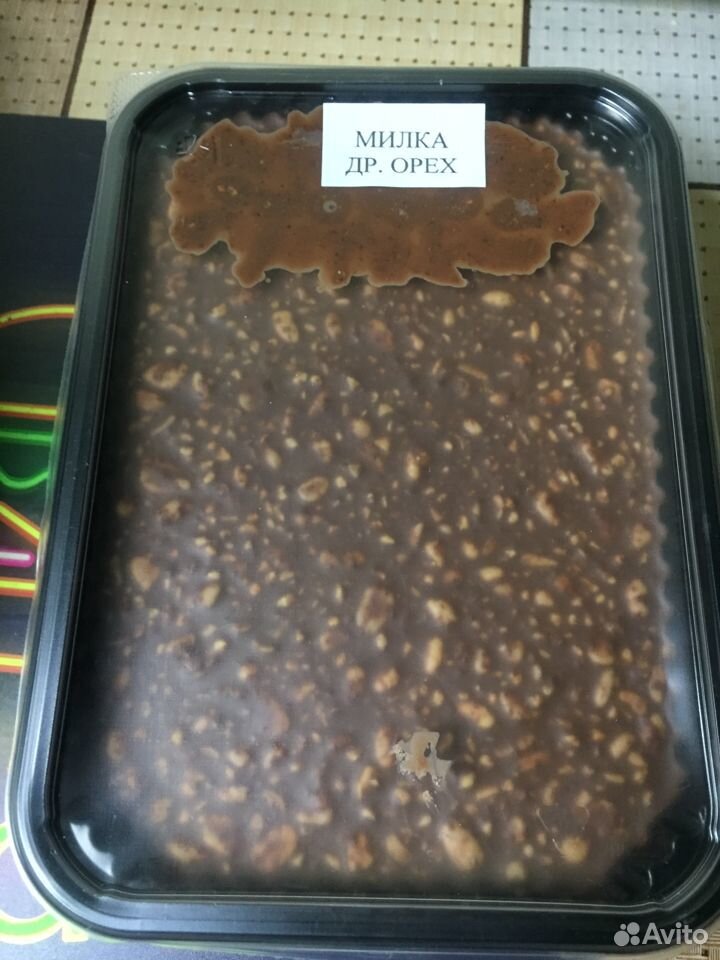 Шоколад в брикетах milka дробленый орех 1кг купить на Зозу.ру - фотография № 1