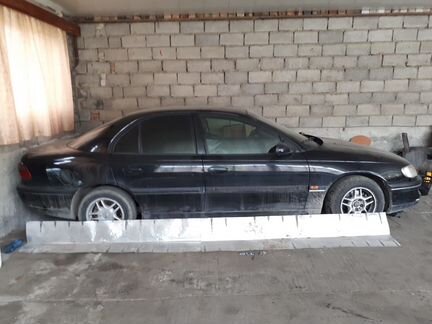 Opel Omega 2.0 МТ, 1998, седан