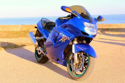 Продам мотоцикл Honda CBR 1100XX