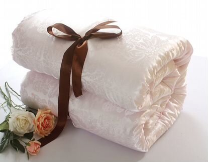 Одеяла, подушки и матрацы