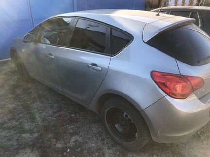 Opel Astra 1.6 МТ, 2010, 157 000 км