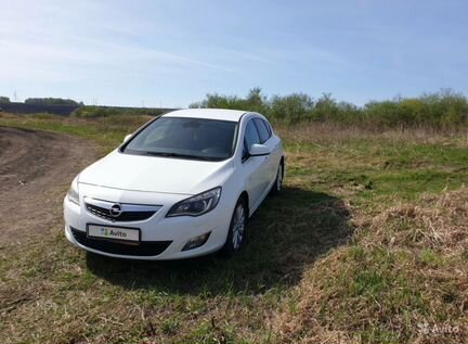Opel Astra 1.6 AT, 2011, 112 000 км