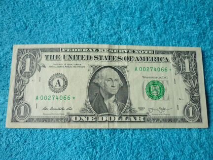 Доллары США банкноты