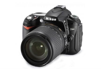 Зеркальный фотоаппарат Nikon D90 Kit 18-105 VR (че