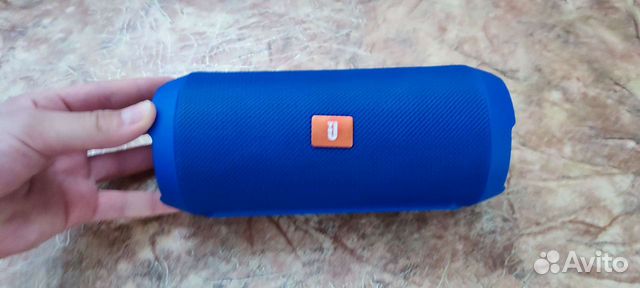 Портативная колонка jbl