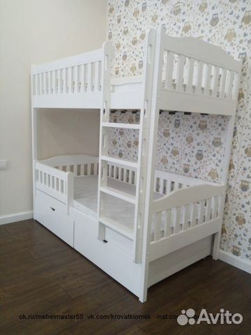 Двухъярусная кровать 