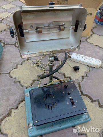 Ультрафиолетовая лампа