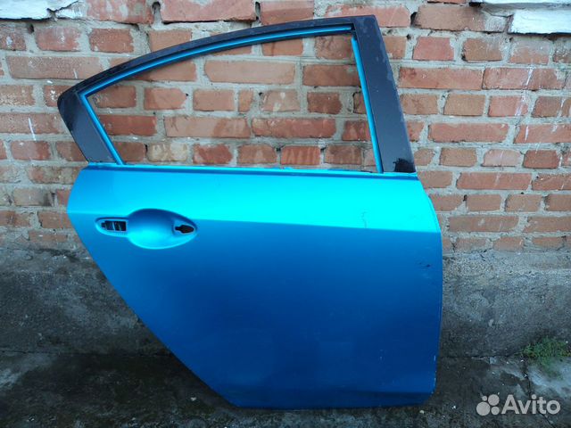 Мазда 3 Седан дверь задняя правая с 2009