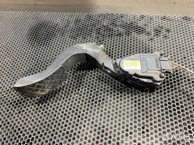 Педаль газа Ауди A6 C5 Audi А6 Volkswagen