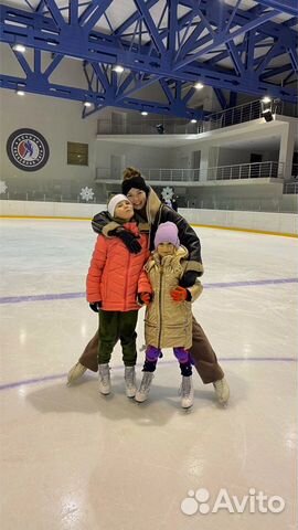 Тренер по фигурному катанию