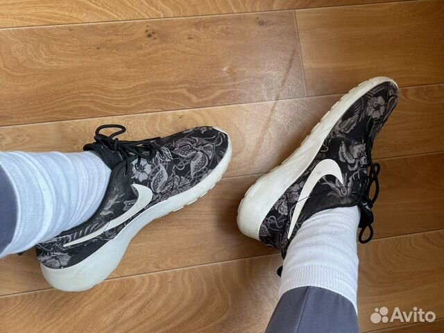 Кроссовки nike roshe run 39