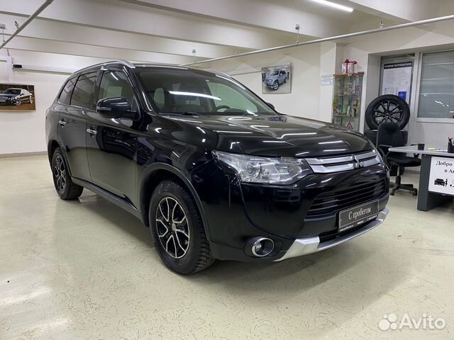 Mitsubishi Outlander `2014