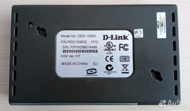 Коммутатор D-link DES-1008D