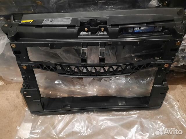 Суппорт радиатора Фольксваген Поло седан 2014