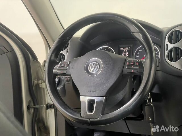 Volkswagen Tiguan `2010