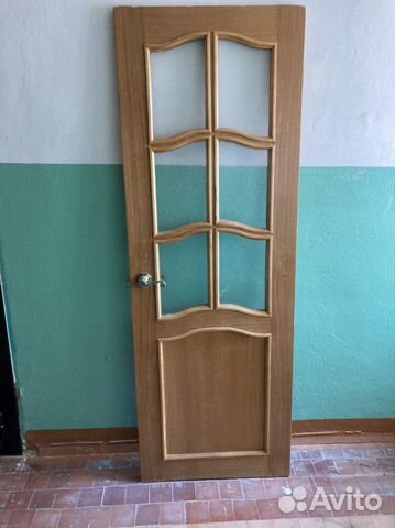 Дверь межкомнатная с петлями и ручкой