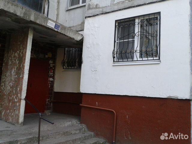 4-к квартира, 95 м², 1/9 эт.