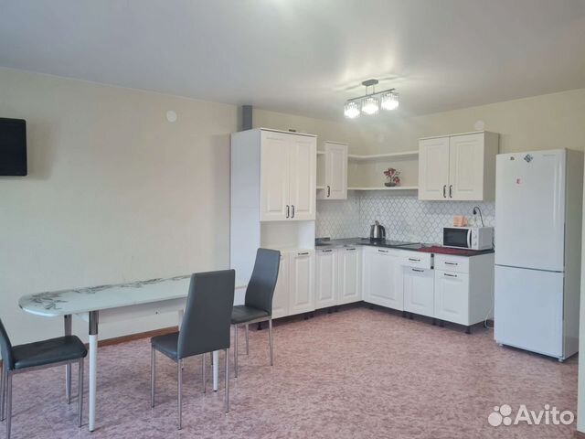 

3-к. квартира, 90 м², 4 кровати