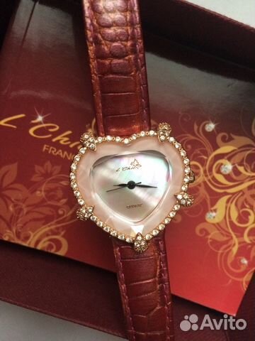 Шикарные новые жен часы сердце Le Chic Swarovski Шикарные новые жен часы сердце Le Chic Swarovski