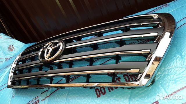 Land Cruiser 200 Решетка радиатора Brownstone Land Cruiser 200 Решетка радиатора Brownstone