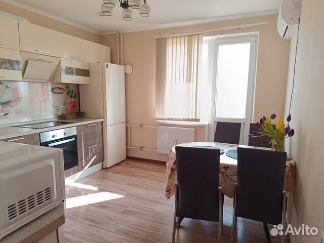 

2-к. квартира, 56 м², 5/12 эт.