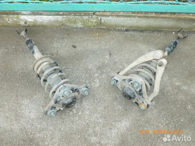 Передние стойки в сборе Фольксваген пассат б5