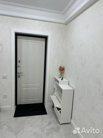 

2-к. квартира, 85 м², 8/10 эт.
