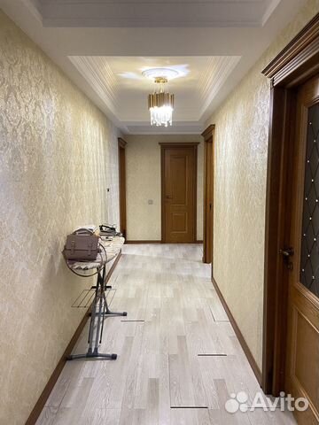 

2-к. квартира, 80 м², 1/10 эт.