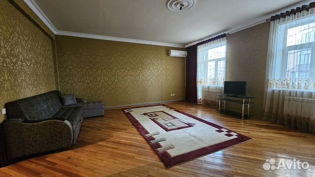 

2-к. квартира, 130 м², 3/12 эт.