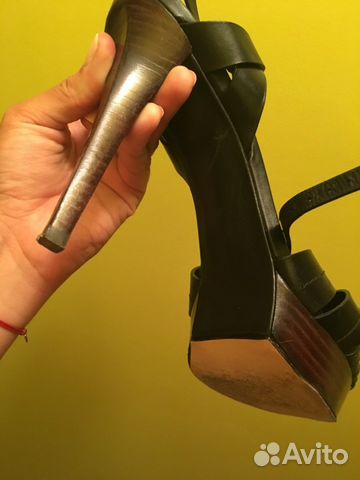 Босоножки Stuart Weitzman Босоножки Stuart Weitzman