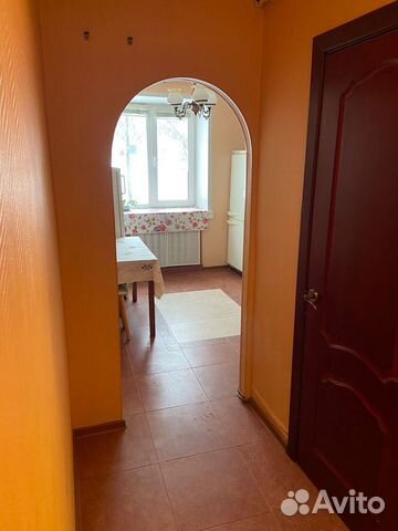 

1-к. квартира, 37 м², 1/5 эт.