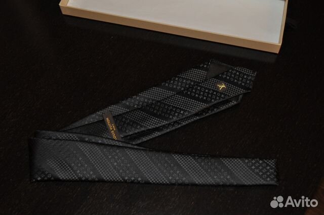 Галстук. Louis Vuitton