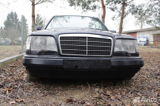 Продаю запчасти на Мерседес 124 w124 Mercedes