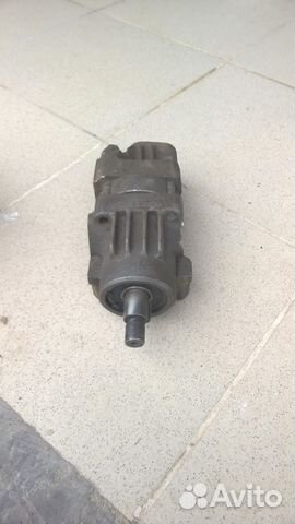 Насос гидроусилителя для грузовика