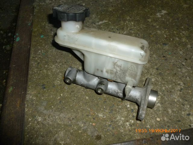 Главный тормозной цилиндр на Хюндай Матрикс