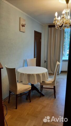 

2-к. квартира, 57 м², 2/5 эт.