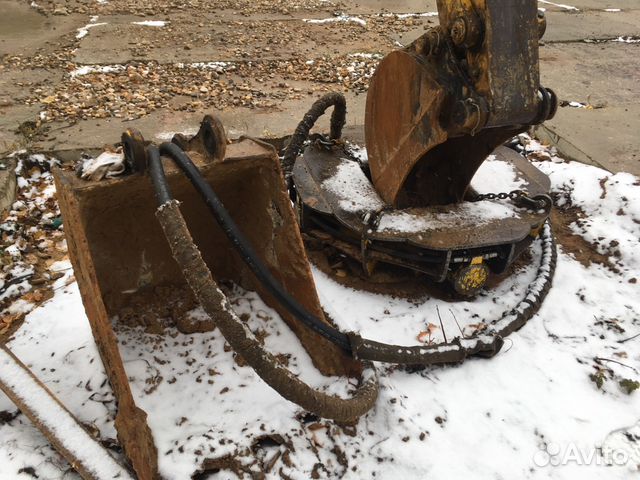 Аренда мини экскаватора 6т Komatsu pc60-7
