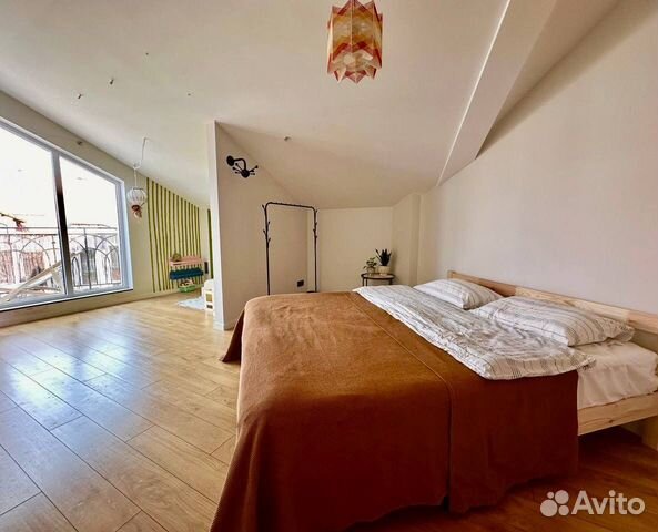

1-к. квартира, 70,2 м², 3 кровати
