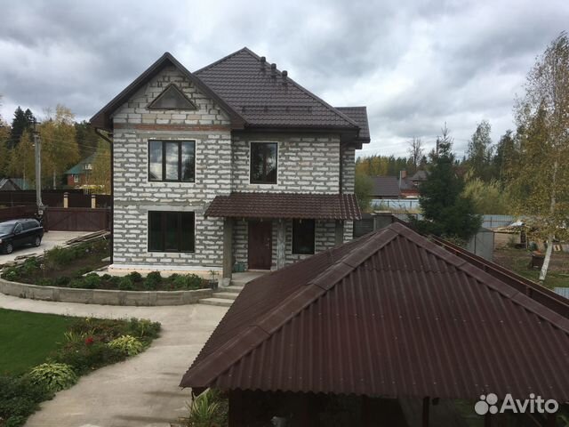 Коттедж 160 м² на участке 10 сот.