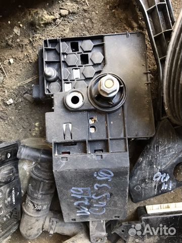 Блок плюсовой клемы Мерседес w211 w219 Mercedes cl