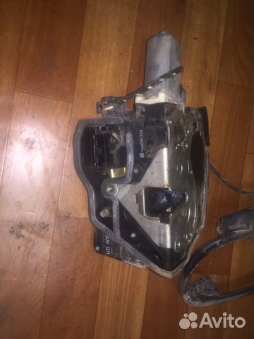 Для BMW Е 65 задний левый замок с приводом присоск