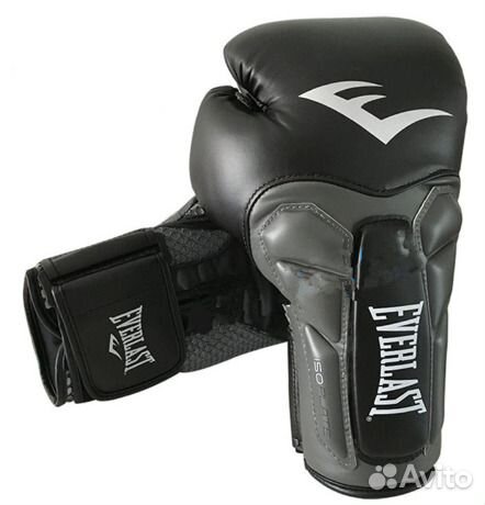 Боксерские перчатки everlast Боксерские перчатки everlast