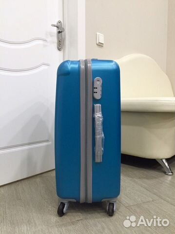 Чемодан на колесах Чемодан на колесах