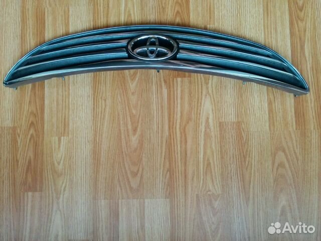 Решетка радиатора toyota camry 04-06