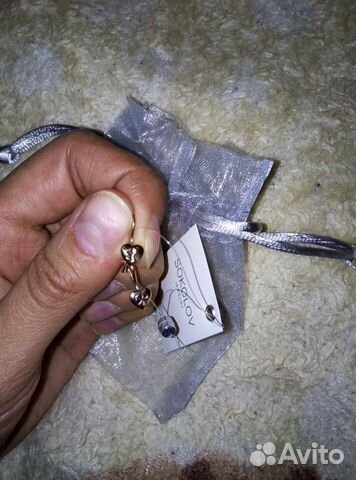 Золотые серьги детские новые с биркой(пломбой) Золотые серьги детские новые с биркой(пломбой)