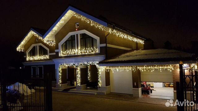 новогоднее украшение домов светодиодной лентой