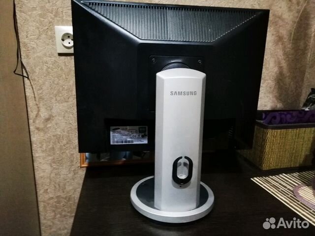 Монитор SAMSUNG 203b